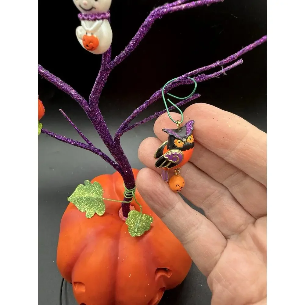 Hallmark Lighted Pumpkin Halloween W/ Mini Ornaments Tree Jack-o-lantern -Lo24